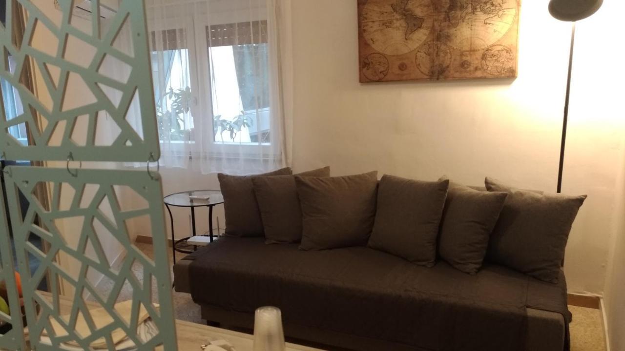 Suite113 In The Center With Beach เปสการา ภายนอก รูปภาพ